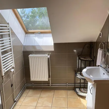 Babie Lato 招待所 Leśna