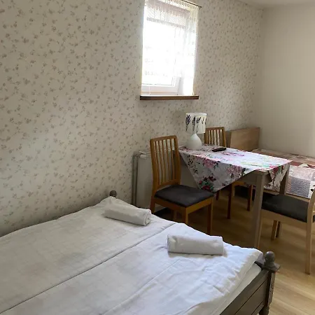 Babie Lato 招待所 Leśna